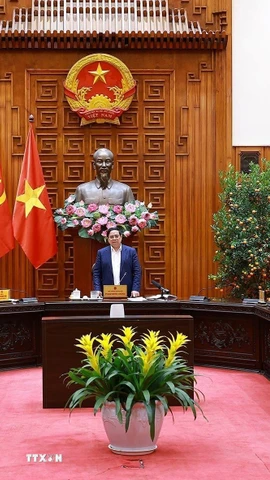 Thủ tướng Phạm Minh Chính chủ trì họp Tổ công tác bảo đảm an ninh năng lượng. (Ảnh: Dương Giang/TTXVN)