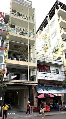 Phòng khám Đa khoa Thành Long (287 Nguyễn Huệ), nơi bác sỹ Cao Minh Trung chỉ định bệnh nhân đến thực hiện các kỹ thuật chụp, chiếu. (Ảnh: Quang Thái/ TTXVN)