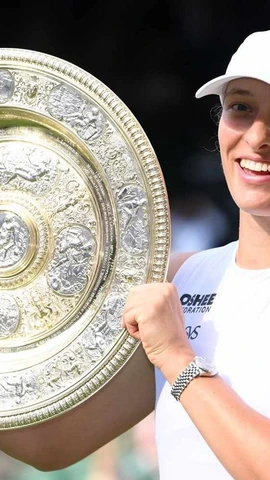 Iga Swiatek vô địch Wimbledon 2025.