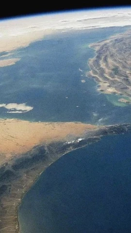 Hình ảnh eo biển Hormuz được quan sát từ vệ tinh. (Ảnh: Getty Images/TTXVN)