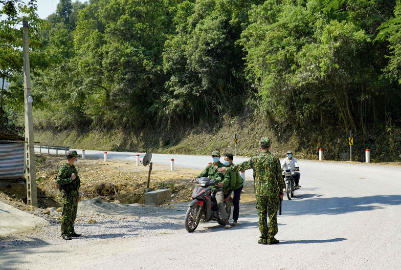 Bộ đội Biên phòng tăng cường kiểm soát khu vực biên giới, cửa khẩu. (Ảnh: Xuân Tư/TTXVN)