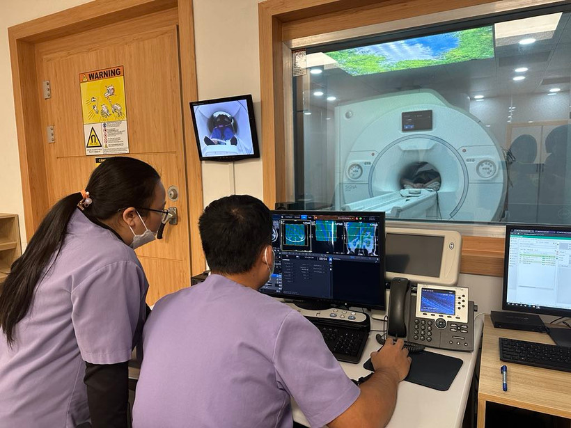 Trung tâm trưng bày giải pháp chẩn đoán hình ảnh với nhiều thiết bị hiện đại. (Ảnh: T.G/Vietnam+)