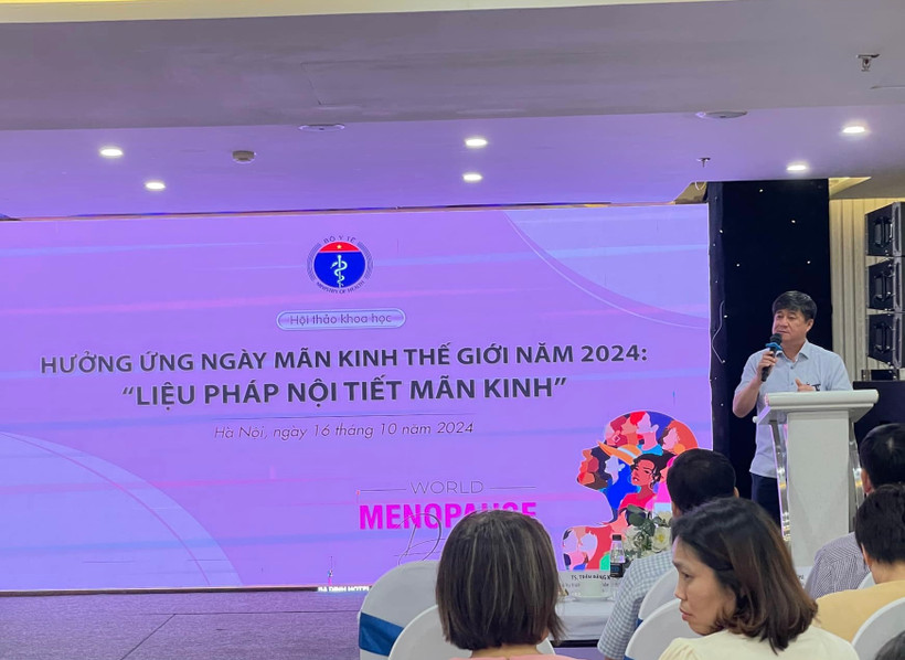 Ông Đinh Anh Tuấn - Vụ trưởng Vụ Sức khỏe bà mẹ và trẻ em (Bộ Y tế) phát biểu tại Hội thảo. (Ảnh: PV/Vietnam+)