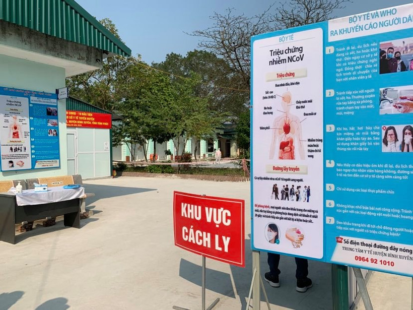 Một khu vực cách ly điều trị cho bệnh nhân mắc COVID-19. (Ảnh: Thuỳ Giang/Vietnam+)