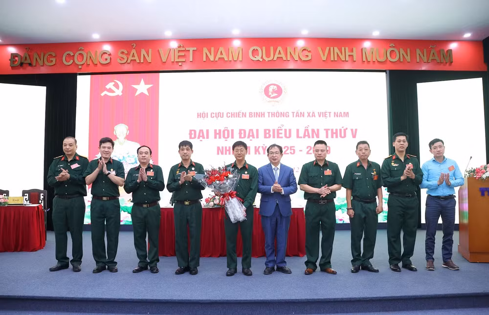 cuu-chien-binh-ttxvn2.jpg