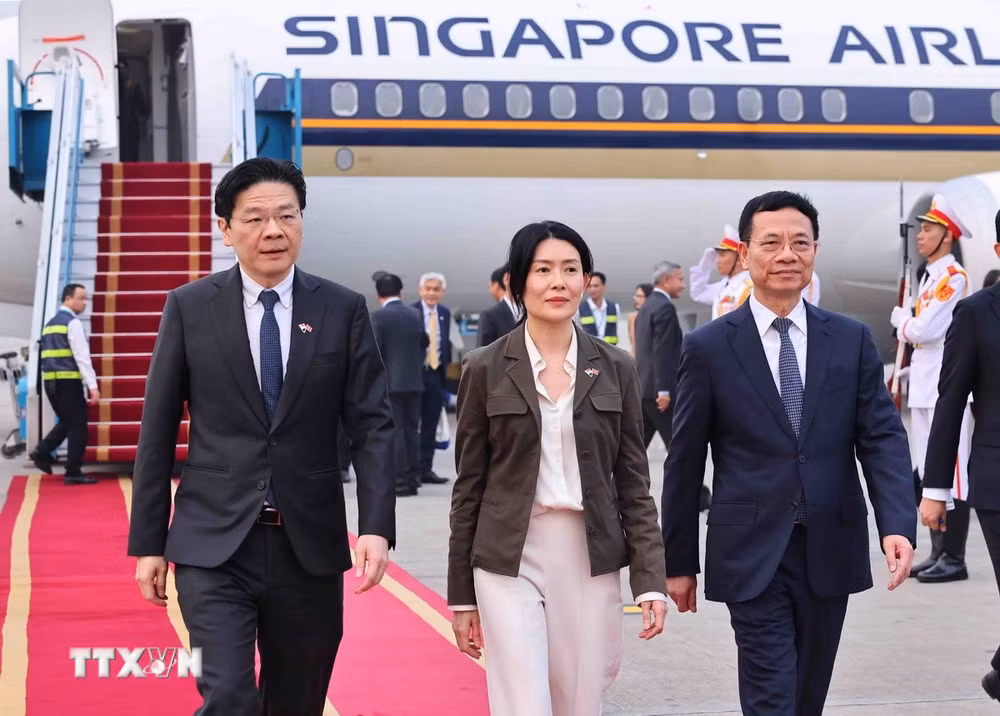 ttxvn-thu-tuong-singapore-den-viet-nam-1.jpg