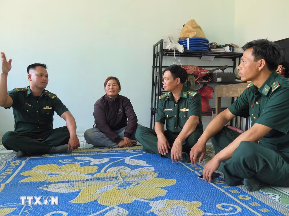 ttxvn-kon-tum-xoa-nha-tam-2.jpg