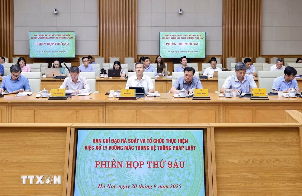 ttxvn-thu-tuong-chu-tri-ohien-hop-lan-thu-6he-thong-phap-luat-5.jpg