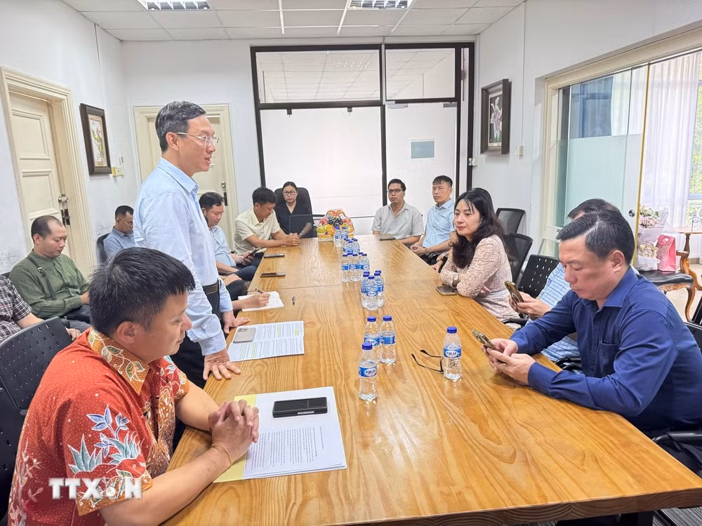 ttxvn-ky-niem-100-nam-bao-chi-cach-mang-tai-singapore-1.jpg