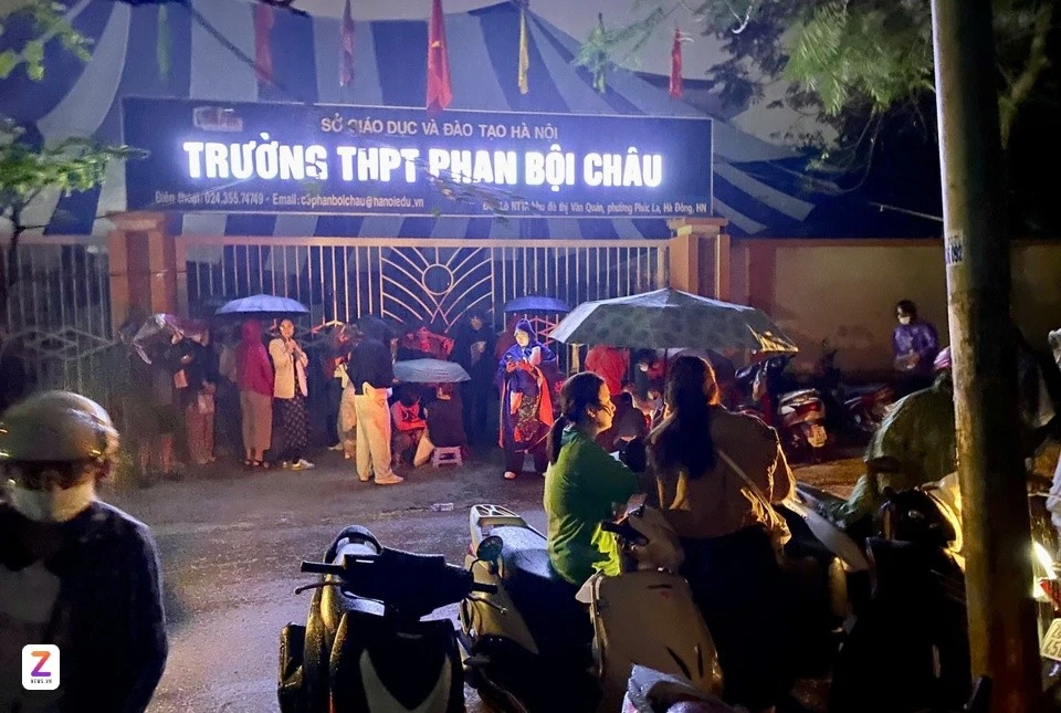 Hà Nội: Trường Phan Bội Châu Dừng Tuyển Sinh Trực Tiếp, Hoàn Trả Phí Ghi Danh