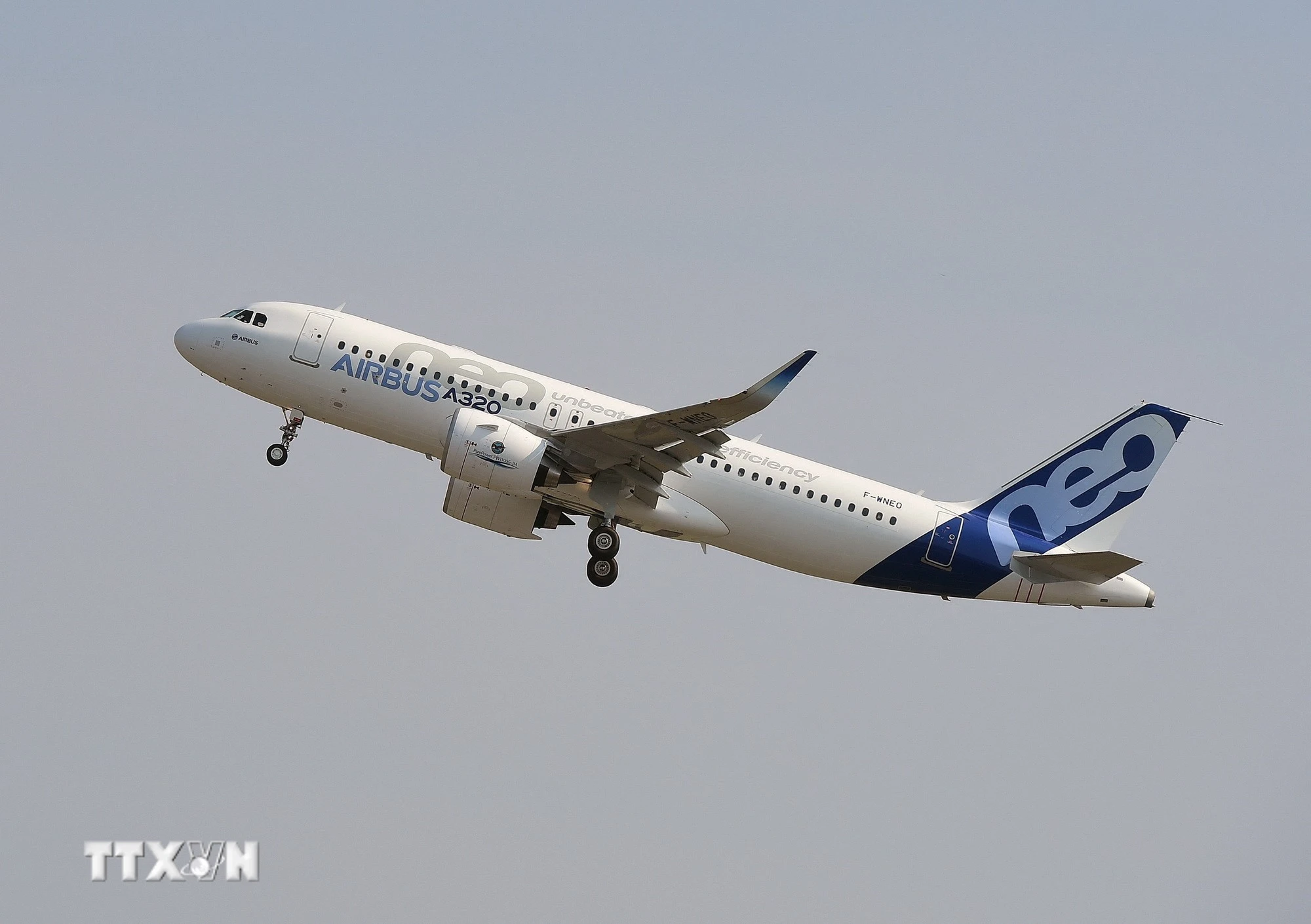 Hãng Hàng Không China Eastern Chi Gần 16 Tỷ USD Mua 101 Máy Bay Airbus A320neo