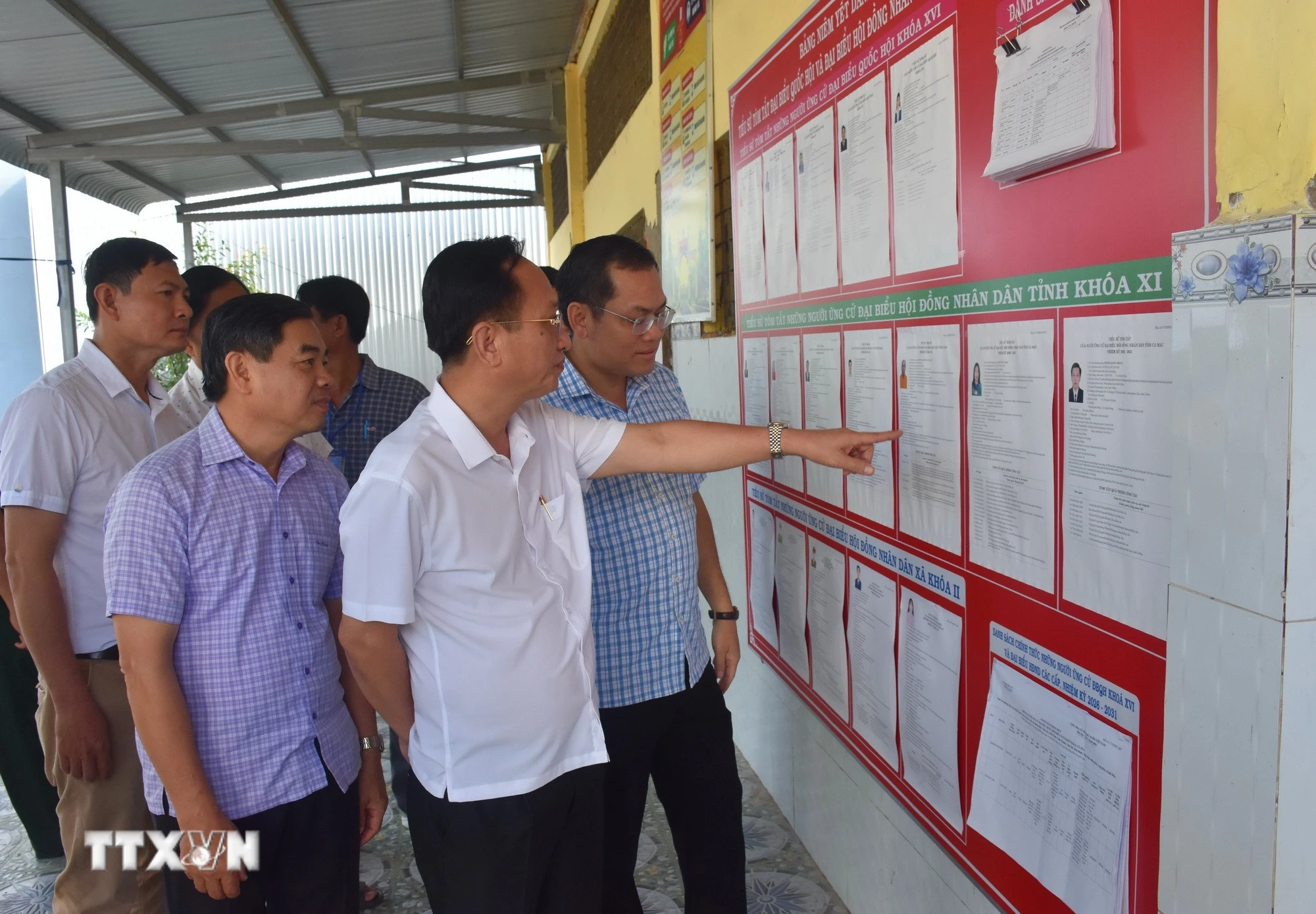 Cà Mau: Điểm bầu cử nơi cực Nam Tổ quốc rộn ràng không khí ngày hội lớn