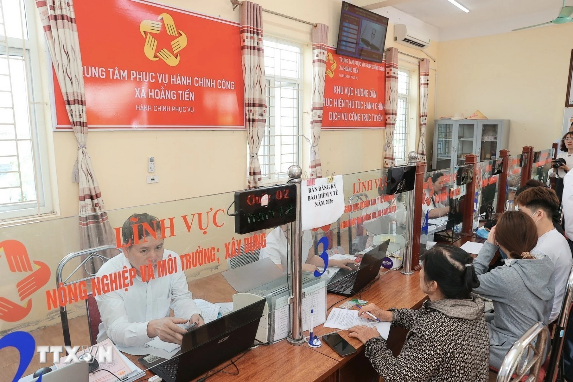Thanh Hóa: Hiệu quả từ chuyển đổi số ở chính quyền 2 cấp xã Hoằng Tiến
