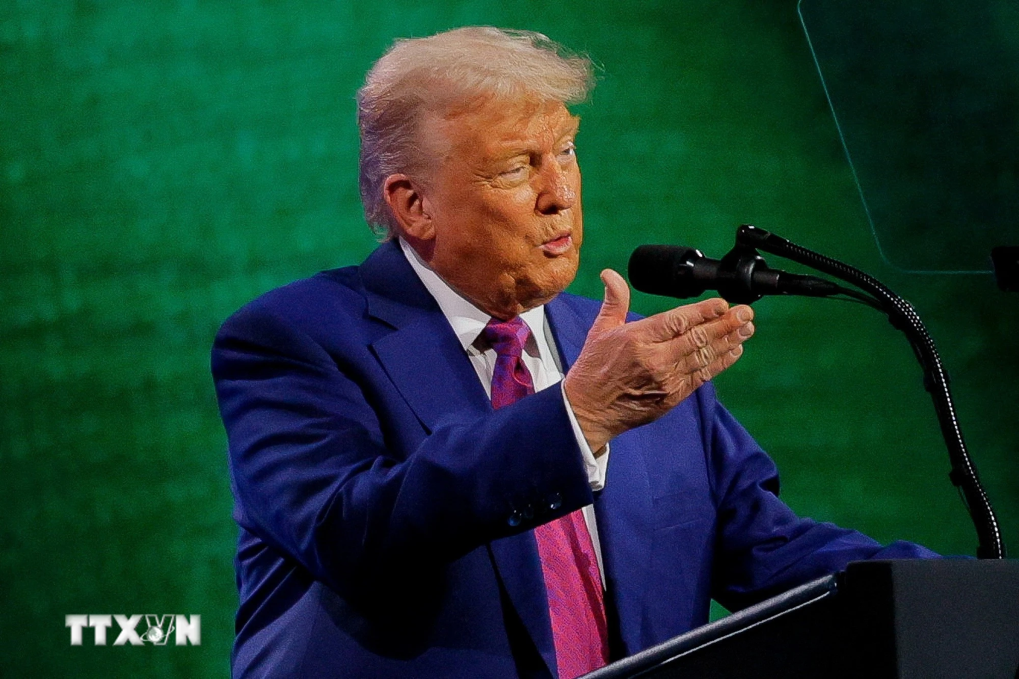 Tổng thống Mỹ Donald Trump thừa nhận cuộc chiến với Iran là sự trệch hướng nhỏ