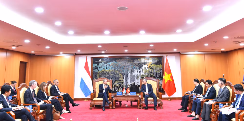 quang-canh.jpg