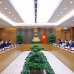 Thủ tướng Lê Minh Hưng tiếp Đại sứ Triều Tiên Ri Sung Guk. (Ảnh: Dương Giang/TTXVN)