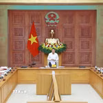 Thủ tướng Lê Minh Hưng kết luận cuộc họp với lãnh đạo Bộ Nội vụ, Bộ Dân tộc và Tôn giáo, Thanh tra Chính phủ. (Ảnh: Dương Giang/TTXVN)