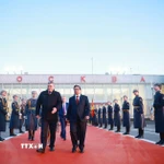 Lễ tiễn Thủ tướng Phạm Minh Chính tại sân bay Vnukovo 2, thủ đô Moskva. (Ảnh: Dương Giang/TTXVN)