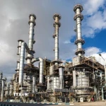 Một cơ sở lọc dầu tại Iran. (Ảnh: IRNA/TTXVN)