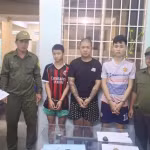 Công an khởi tố, bắt giữ nhóm thanh niên nẹt pô, mang dao tự chế gây rối trật tự trên đường phố ở Tây Ninh. (Ảnh: Công an cung cấp)
