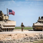 Binh sỹ Mỹ tuần tra tại Qamishli, tỉnh Hasakeh, đông bắc Syria. (Ảnh: AFP/TTXVN)