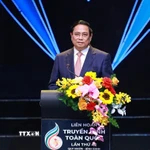 Thủ tướng Phạm Minh Chính phát biểu tại Lễ bế mạc Liên hoan Truyền hình toàn quốc lần thứ 42. (Ảnh: Dương Giang/TTXVN)