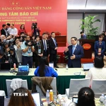 Thủ tướng Phạm Minh Chính thăm Trung tâm báo chí Đại hội Đảng toàn quốc lần thứ XIV. (Ảnh: TTXVN)