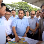 Bí thư Thành ủy Hà Nội Trần Đức Thắng chỉ đạo đẩy nhanh tiến độ, bảo đảm thông xe kỹ thuật Dự án đầu tư xây dựng hầm chui tại nút giao Cổ Linh trước Tết Nguyên đán Đinh Mùi 2027. (Ảnh: Văn Điệp/TTXVN)