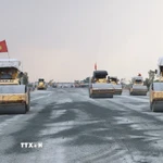 Công trường cao tốc Cần Thơ-Cà Mau. (Ảnh: Tuấn Phi/TTXVN)