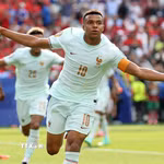 Kylian Mbappe mở tỷ số cho tuyển Pháp trong trận gặp Maroc. (Ảnh: AFP/TTXVN)