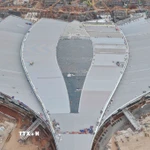 Mái nhà ga hành khách sân bay Long Thành cơ bản đã hoàn thành. (Ảnh: Công Phong/TTXVN)