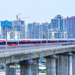 Trung Quốc hiện có mạng lưới đường sắt cao tốc dài nhất thế giới. (Ảnh: TTXVN phát)