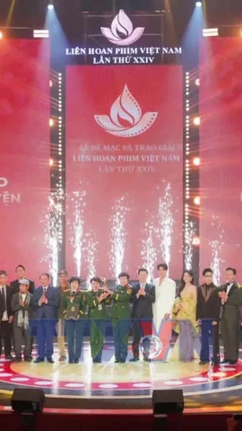 Phim 'Mưa đỏ' thắng lớn ở Liên hoan phim Việt Nam 2025 