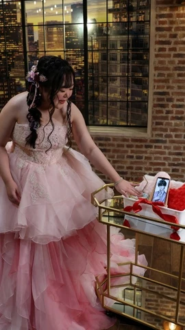 Cô dâu Yurina Noguchi . (Nguồn: The Standard)