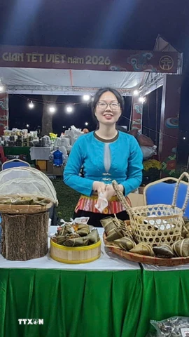 Các sản phẩm vùng miền, OCOP được bày bán tại hội chợ. (Ảnh Phương Anh/TTXVN)