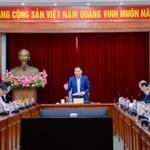 Bộ trưởng Bộ Văn hóa, Thể thao và Du lịch Nguyễn Văn Hùng chủ trì buổi làm việc với Cục Báo chí ngày 11/3. (Ảnh: BVH)