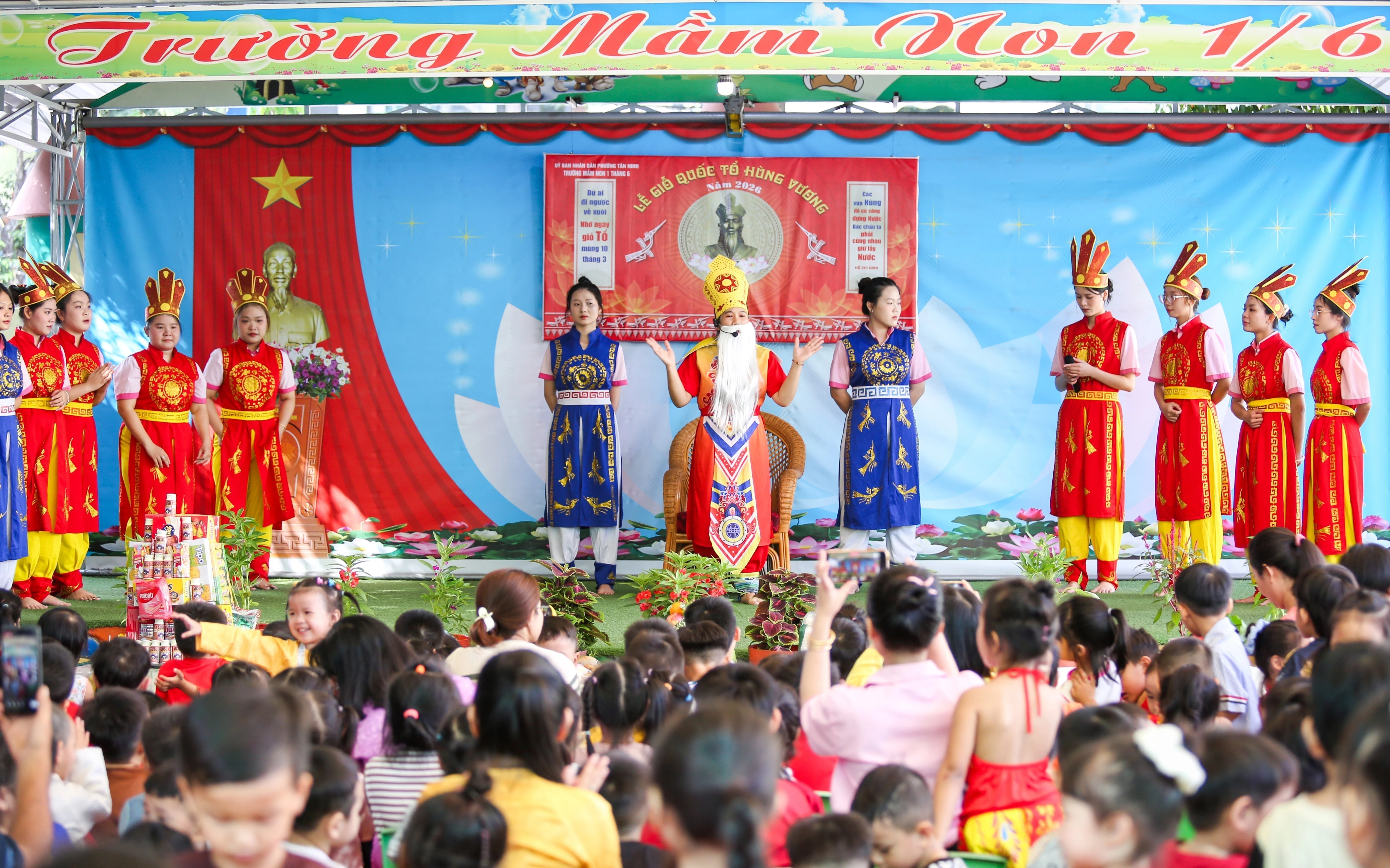 Gieo mầm yêu nước cho thế hệ mầm non từ cội nguồn dân tộc