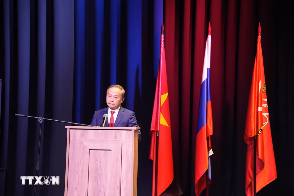 Ông Phạm Tất Thắng - Ủy viên Trung ương Đảng, Phó Bí thư Đảng ủy Dân vận, Mặt trận Tổ quốc và các đoàn thể Trung ương, Trưởng đoàn Việt Nam phát biểu tại Diễn đàn. (Ảnh: Trần Hải/TTXVN) ttxvn_dien-dan-ngoai-giao-nhan-dan-nga-viet-lan-thu-hai-9088448-2.jpg