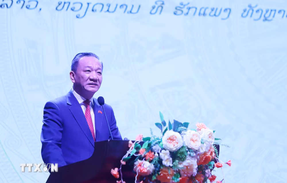 ttxvn-dai-su-quan-viet-nam-tai-lao-to-chuc-trong-the-tiec-chieu-dai-ky-niem-81-nam-quoc-khanh-8991950-2.jpg