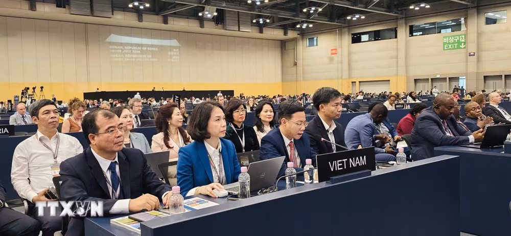 ttxvn-viet-nam-tham-du-ky-hop-thu-48-uy-ban-di-san-the-gioi-8900737-1.jpg