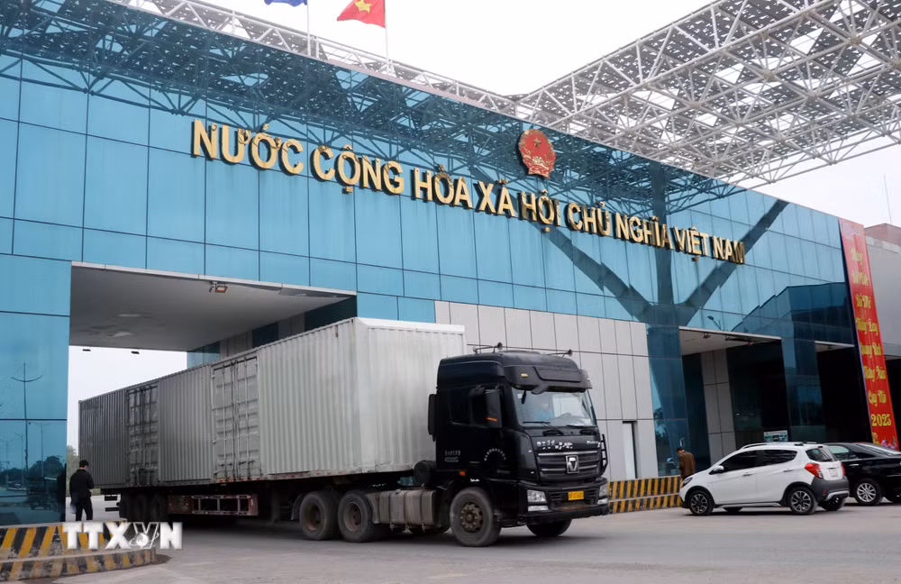 ttxvn-quang-ninh-co-them-06-mat-hang-duoc-xuat-khau-qua-cap-cua-khau-mong-cai-viet-nam-dong-hung-trung-quoc-o-khu-vuc-cau-bac-luan-ii-7121558-1.jpg