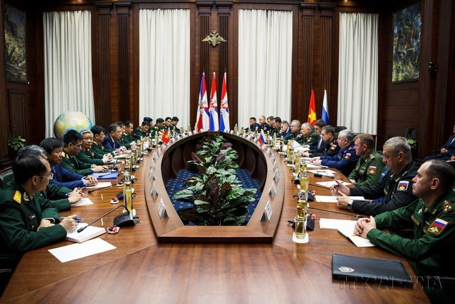 viet-nam-lien-bang-nga-4.jpg