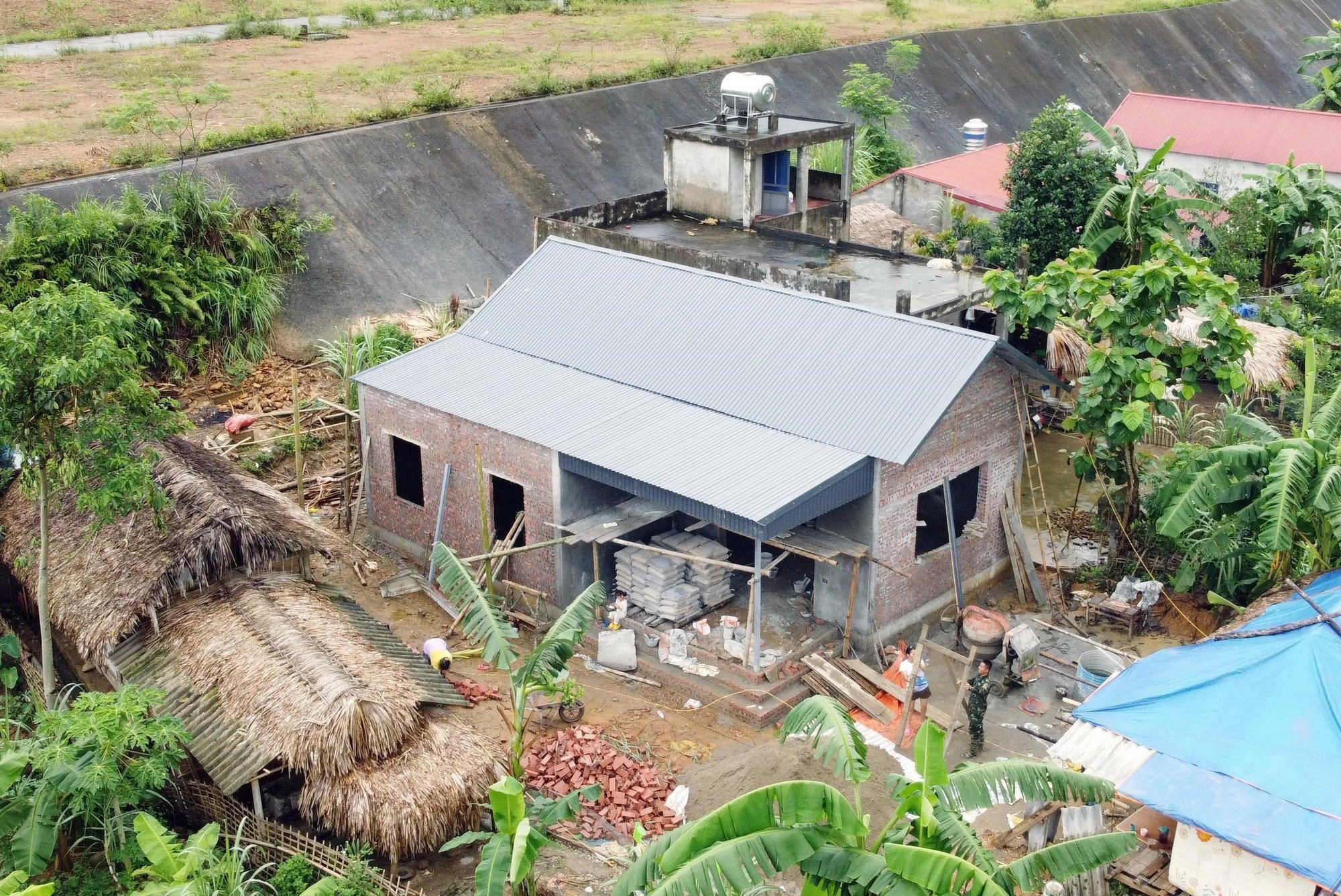 xoa-nha-tam.jpg