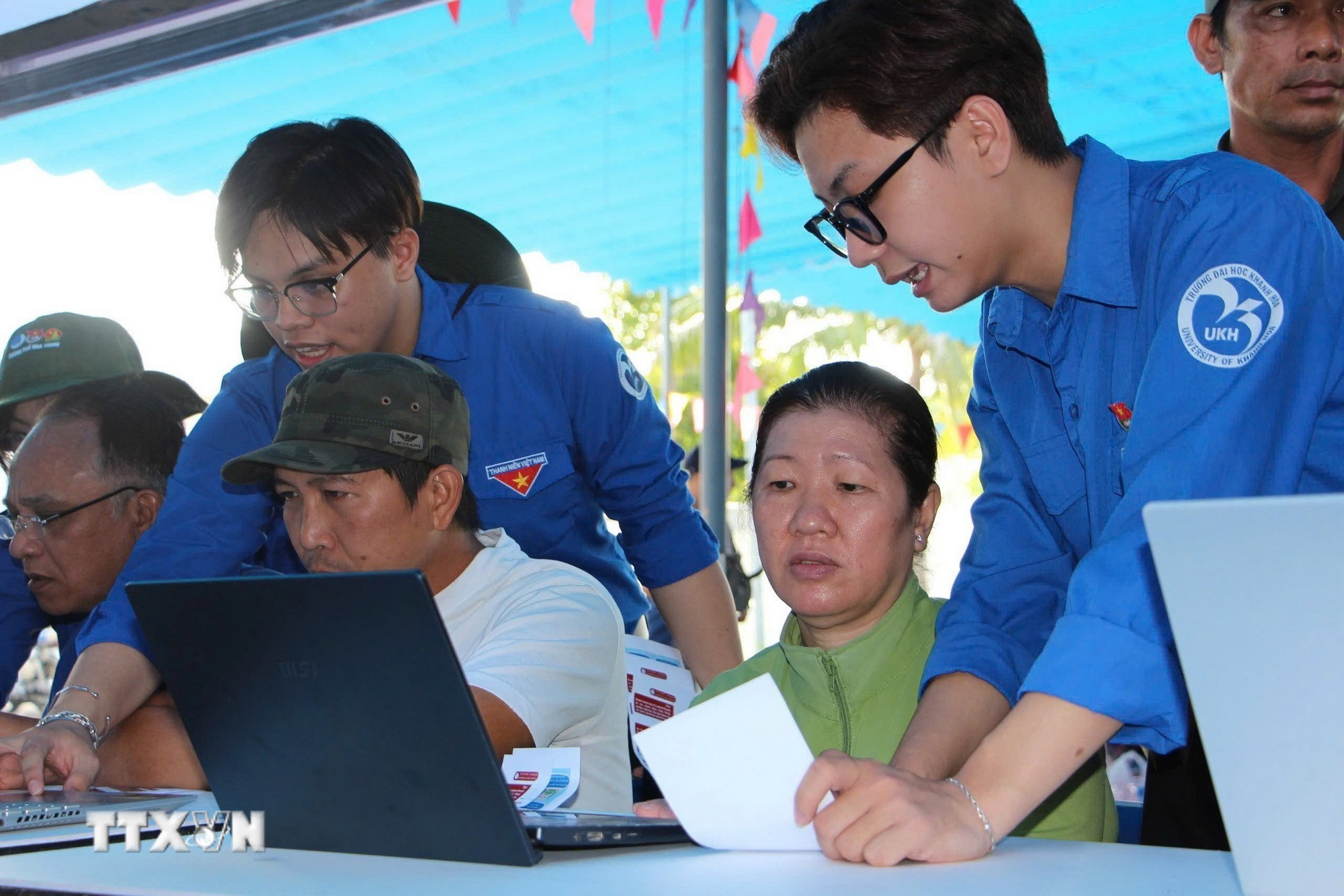 ttxvn-thanh-nien-viet-nam.jpg
