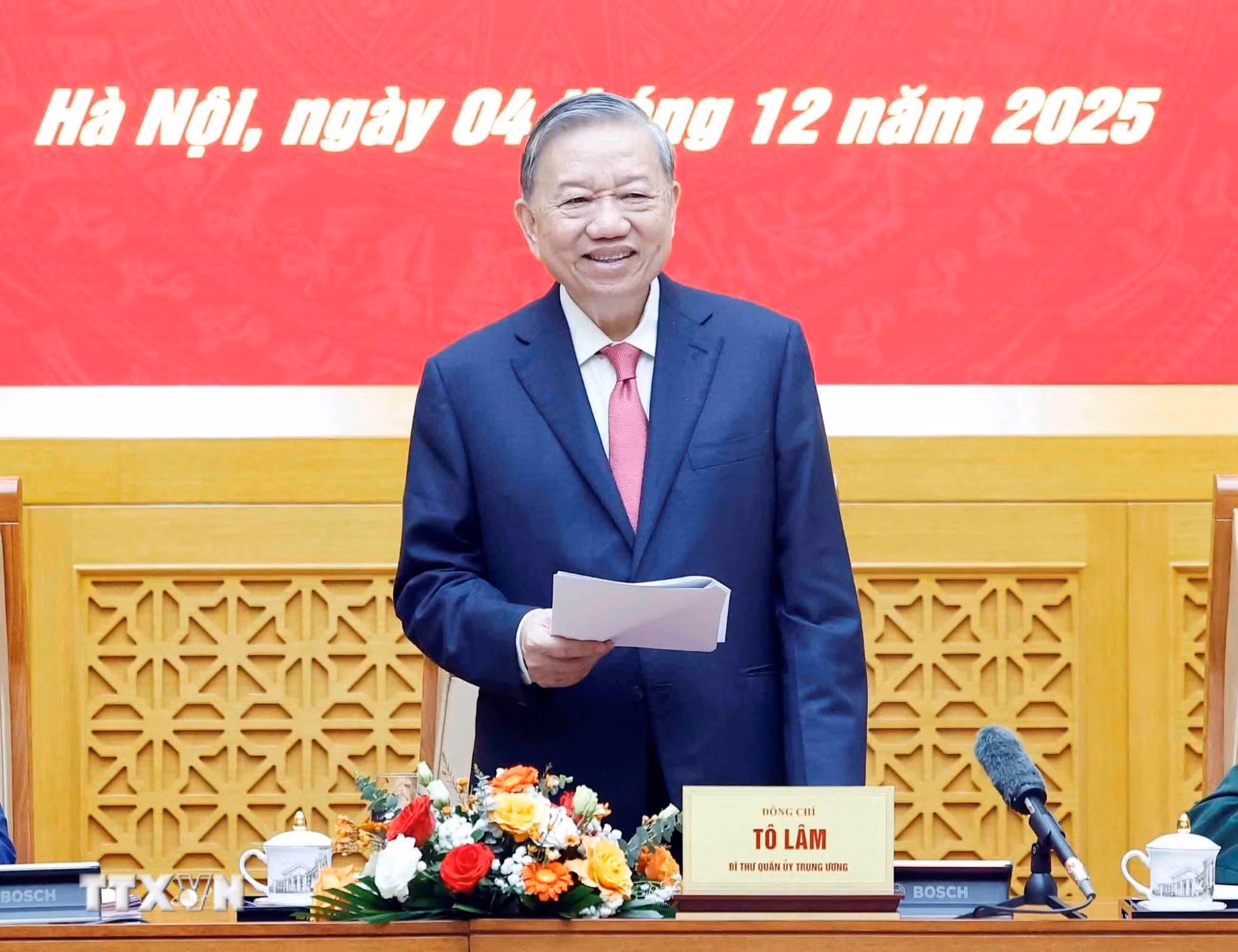 ttxvn-tong-bi-thu-to-lam-bi-thu-quan-uy-trung-uong-chu-tri-hoi-nghi-quan-uy-trung-uong-1.jpg