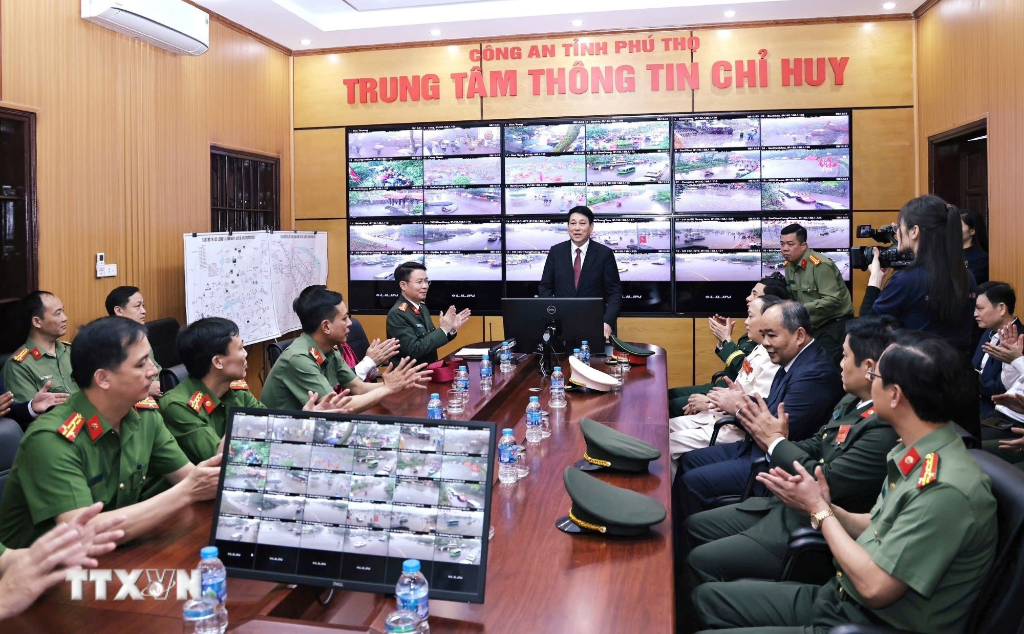 ttxvn-chu-tich-nuoc-cong-an-nhan-dan-2.jpg