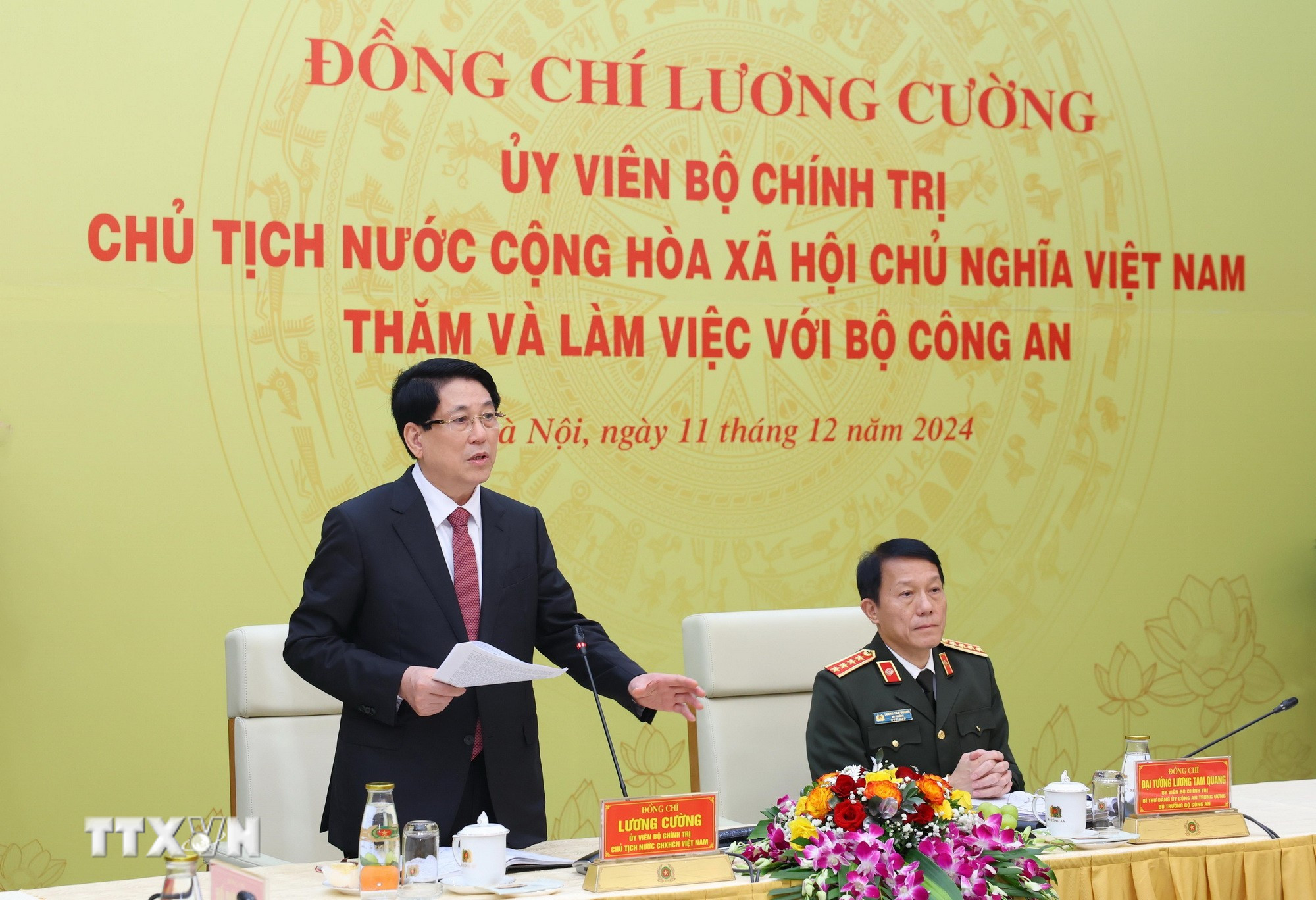 ttxvn-chu-tich-nuoc-bo-cong-an-1.jpg