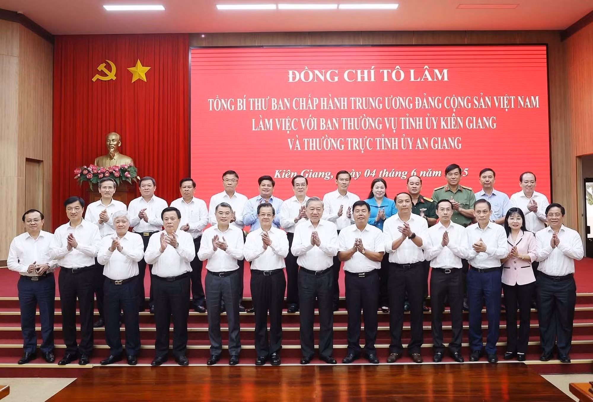 tong-bi-thu-kien-giang-an-giang-2.jpg