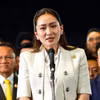 Thủ tướng Thái Lan Paetongtarn Shinawatra (phía trước) trong cuộc họp báo tại Bangkok, ngày 16/8/2024. (Nguồn: THX/TTXVN) 