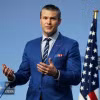 Bộ trưởng Quốc phòng Mỹ Pete Hegseth phát biểu trong một cuộc họp báo ngày 13/2/2025. (Nguồn: THX/TTXVN)